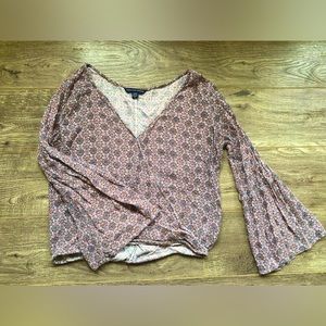 3/$15 American Eagle paisley bell sleeve cross over blouse - slight crop